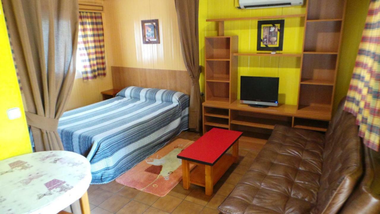 Bungalows Alpha 헤타페 외부 사진